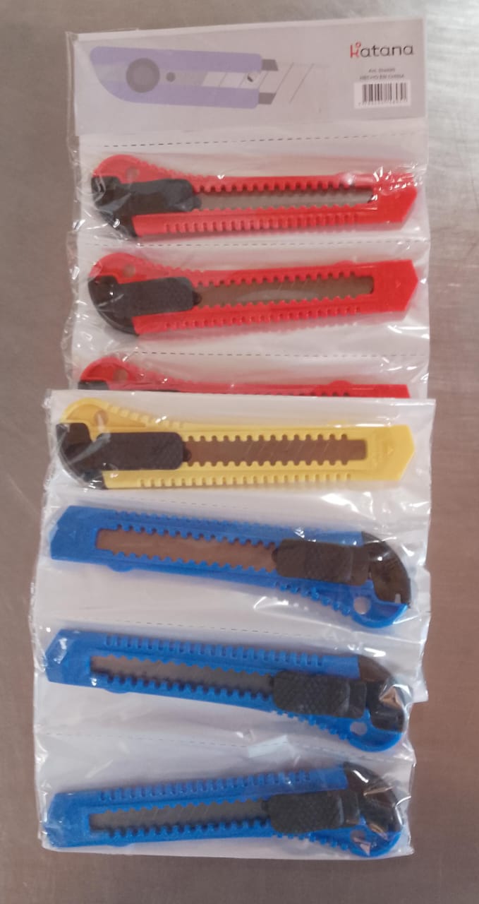 Trincheta x12 Unidades en Blister
